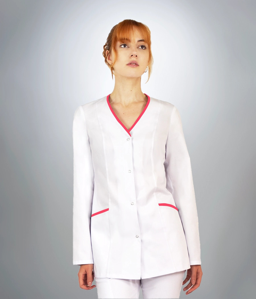 Bluza medyczna damska dekolt serek 1017 kolor tkaniny biały OP K1i wstawki ciemnej fuksji ST K33