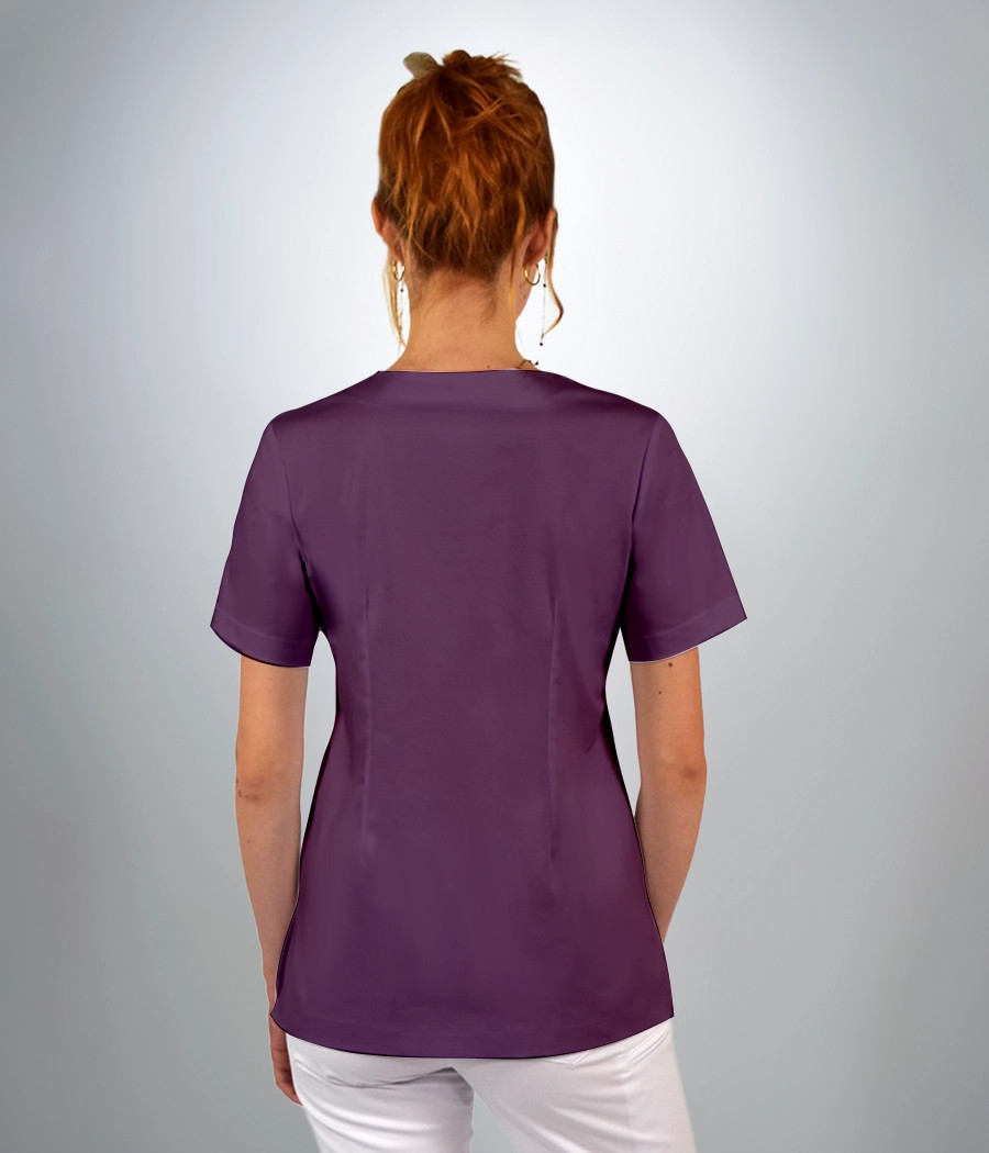 Bluza scrub medyczna damska dekolt okragły z rozcięciem 1819 w kolorze śliwkowym PS K21