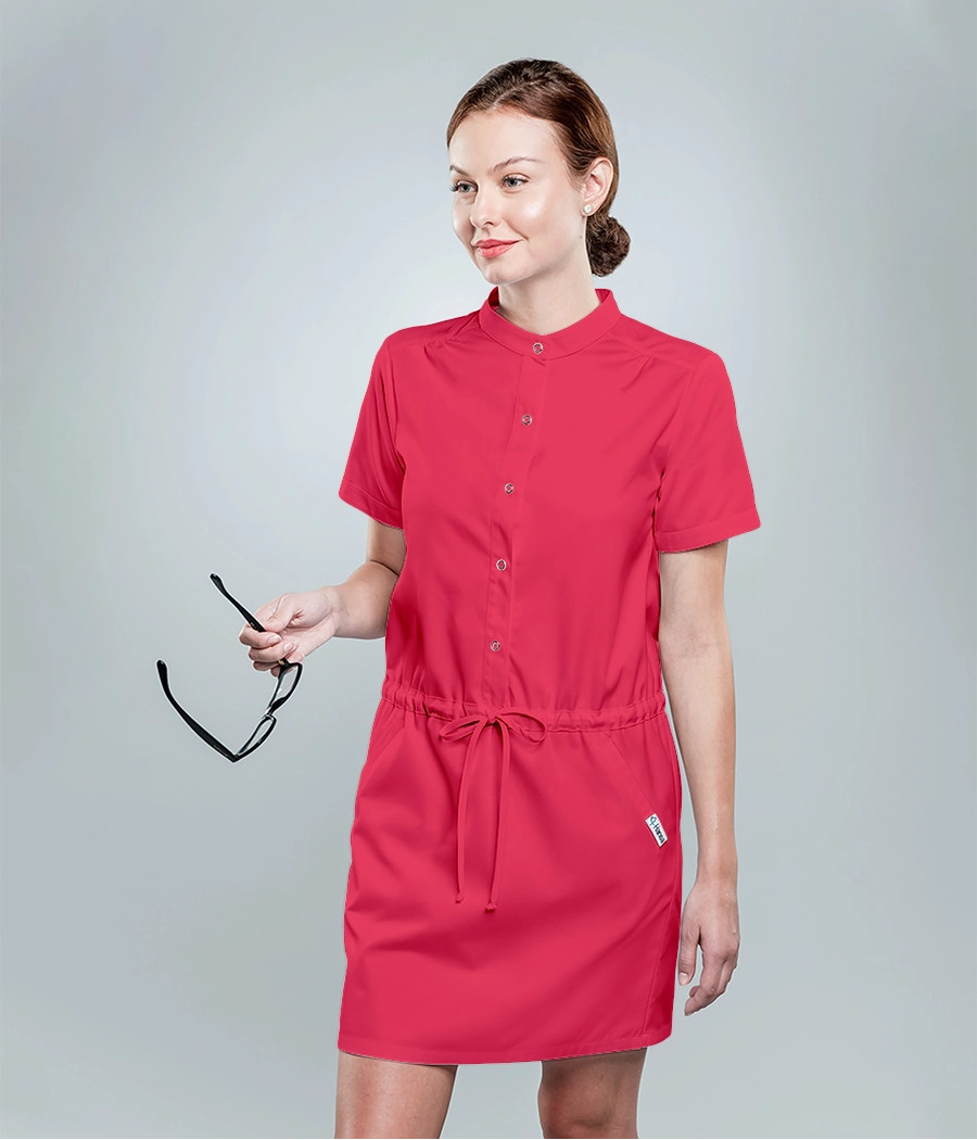 Sukienka medyczna damska sportowa ze sznurkiem 0208 w kolorze fuksji OP K17