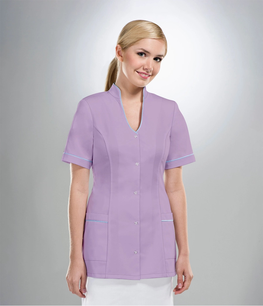 Bluza medyczna damska stójka i dekolt łezka 1027  tkanina w kolorze  wrzosowym OP K4  i wstawki w kolorze  turkusowym ST K29