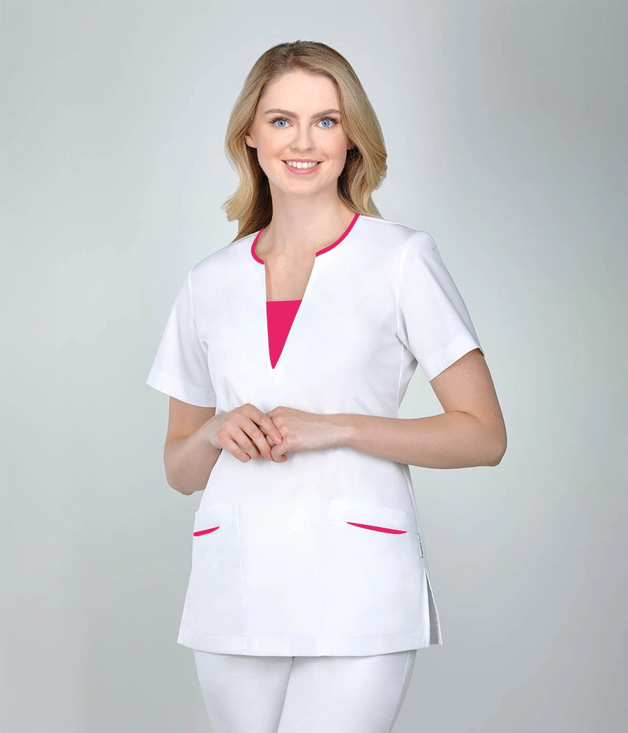 Bluza medyczna damska z ozdobnymi wstawkami 1809 tkanina w kolorze  białym OP K1 i wstawki w kolorze ciemnej fuksji ST K33
