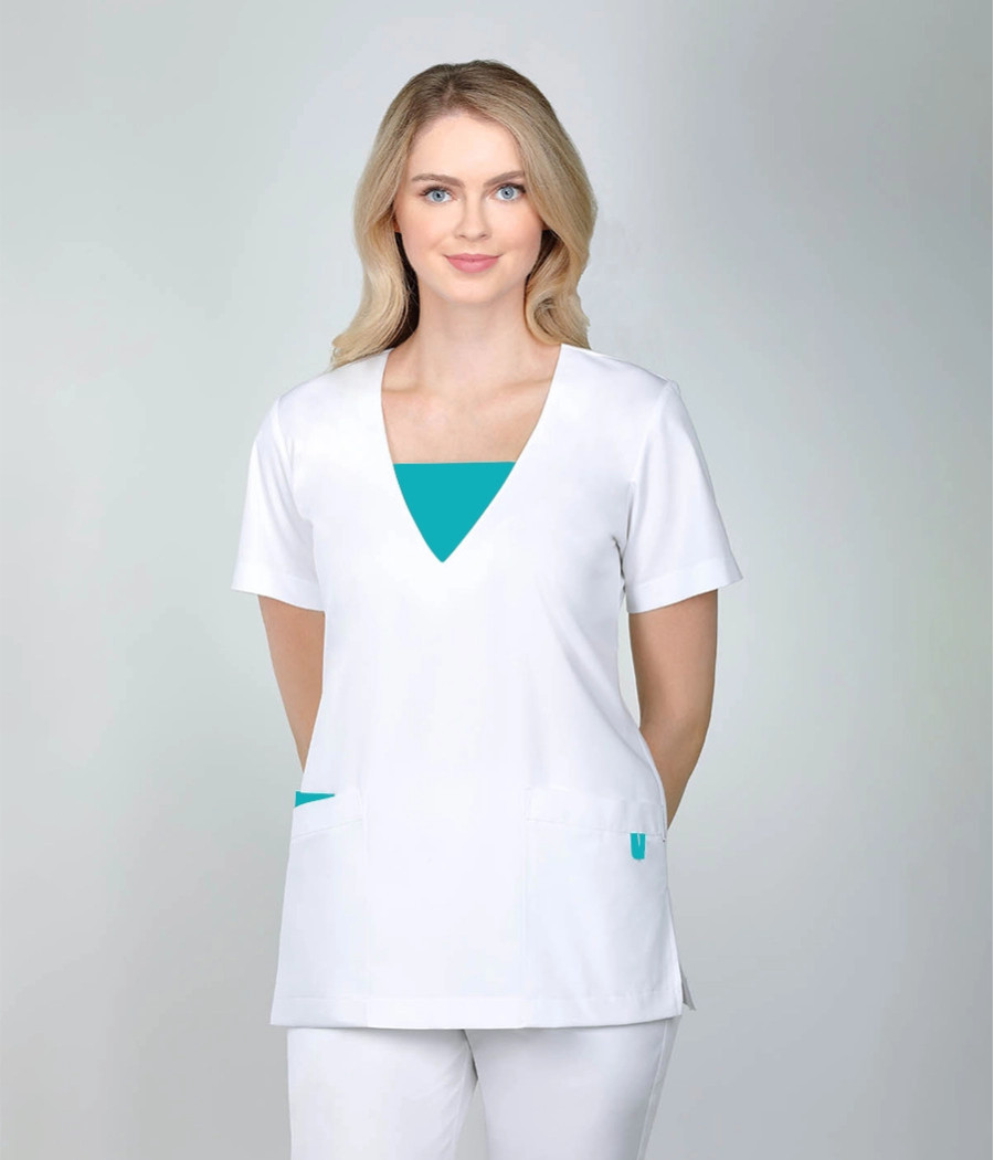 Bluza medyczna damska z zawieszką 1813 tkanina w kolorze  białym OP K1 i wstawki w  kolorze kolorze  turkusowym ST K29