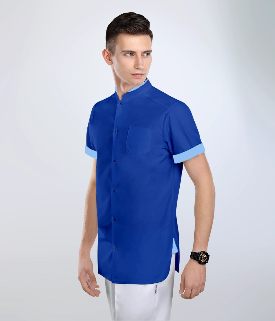 Koszula medyczna męska ze stójką 3018 kolor tkaniny chabrowy OP K8 i kolor wstawki błękitny OP K7