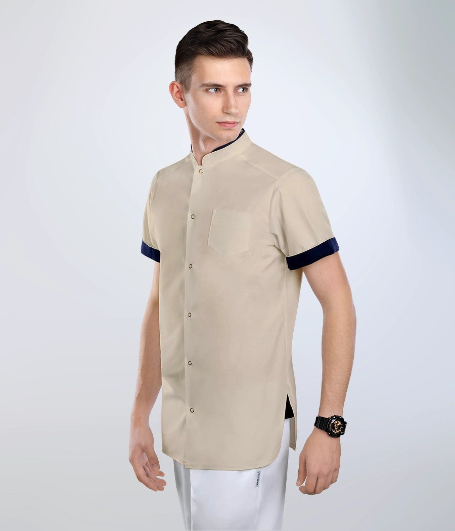 Koszula medyczna męska ze stójką 3018 kolor tkaniny beżowy OP K19
  i kolor wstawki granatowy OP K14